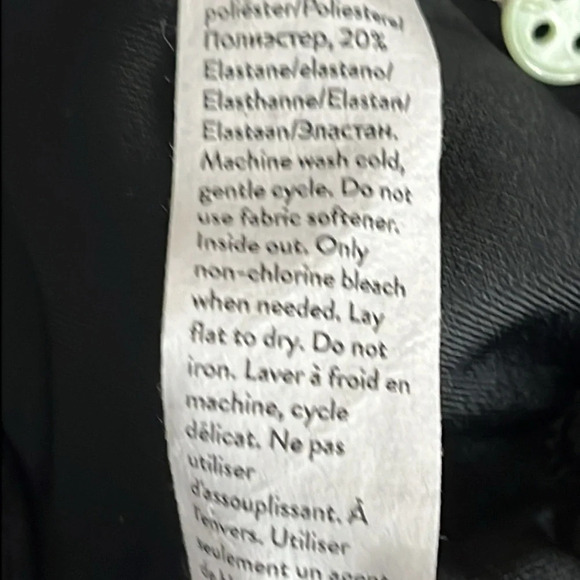 Spanx Leather-Like Jogger Pants in Black - Size Medium - Picture 10 of 10